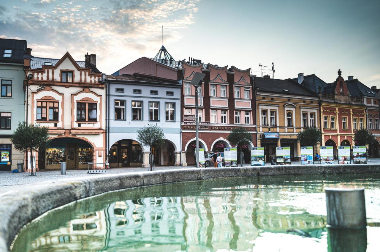Dvůr Králové nad Labem Art Hostel & Apartments מראה חיצוני תמונה