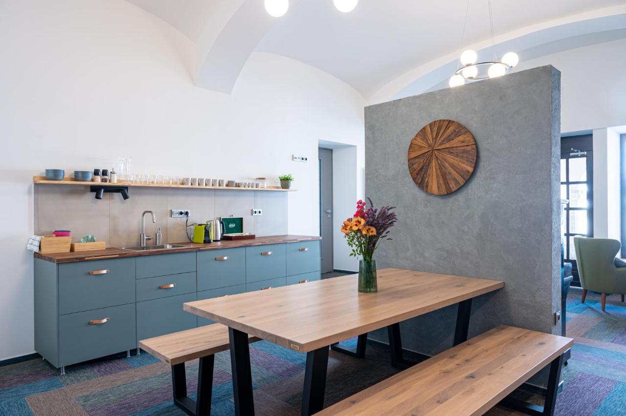 Dvůr Králové nad Labem Art Hostel & Apartments מראה חיצוני תמונה